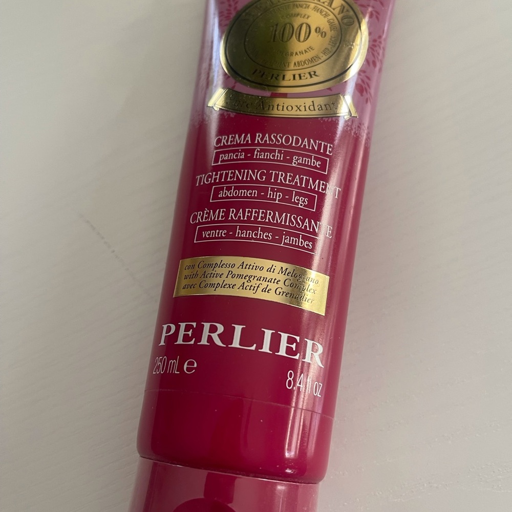 Tightening Treatment Toner - Pink